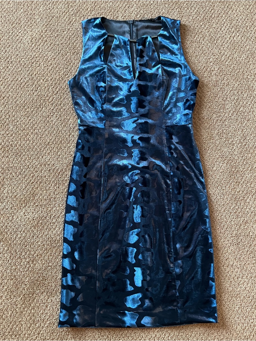 Tahari Charma Blue velvet Midi Dress size M